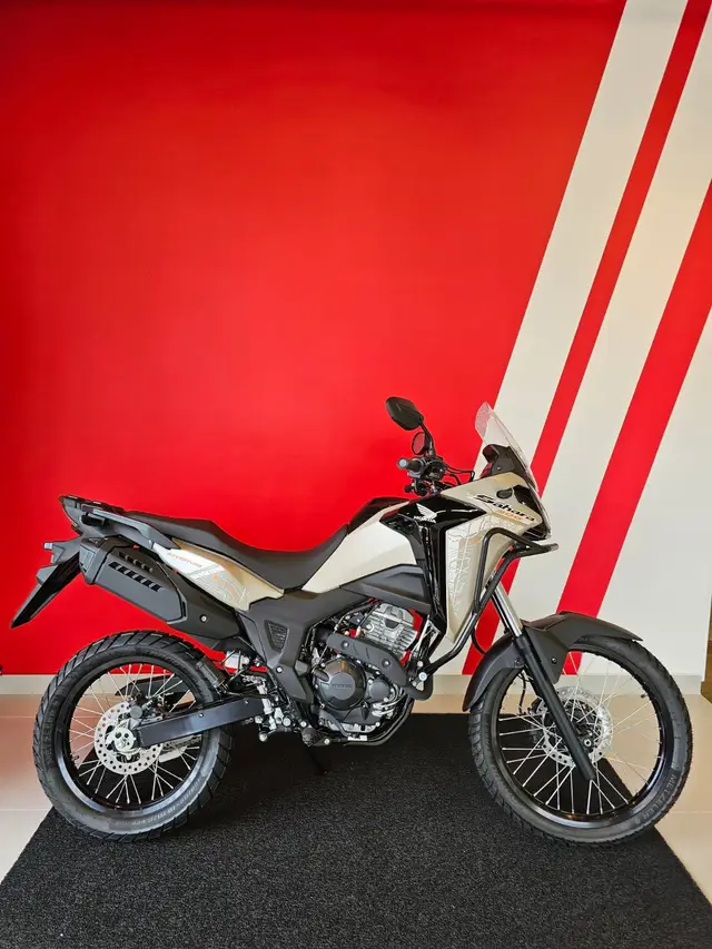 Moto Honda XRE Sahara 300 2026 Adventure