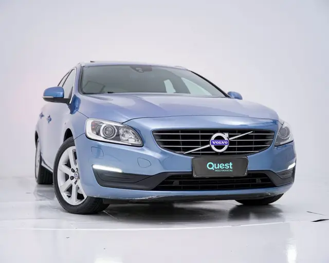 Carro Volvo V60 2017 2.0 T4 Drive-E Momentum