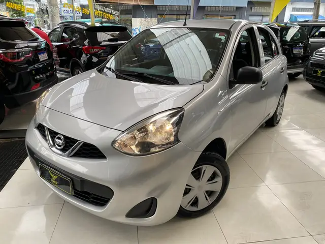 Carro Nissan March 2016 1.0 12V S (Flex)