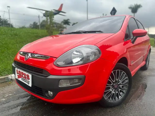 Carro Fiat Punto 2013 Sporting 1.8 16V (Flex)