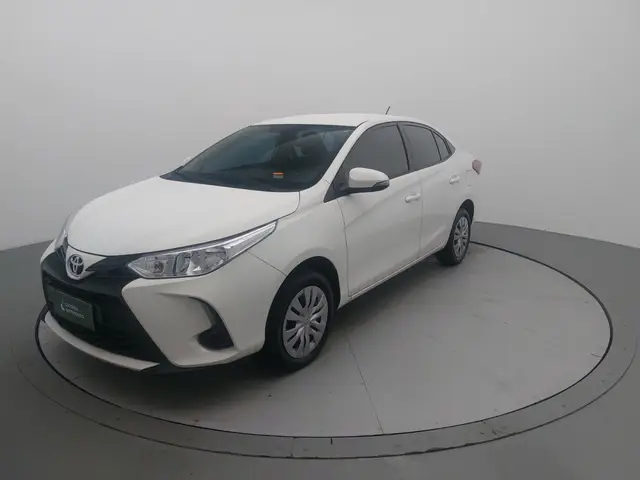 Carro Toyota Yaris Sedan 2023 XL 1.5 (Flex) (Aut)