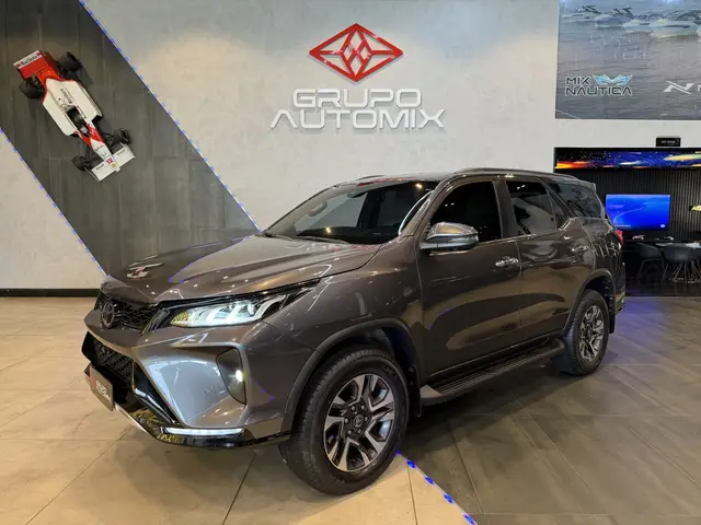 Carro Toyota SW4 2022 Diamond  2.8 turbodiesel 7L 4x4 (Aut)