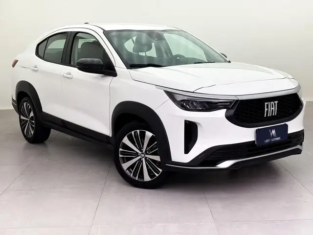 Carro Fiat Fastback 2025 Audace