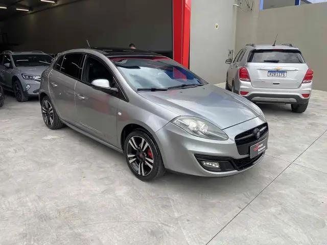 Carro Fiat Bravo 2016 T-Jet 1.4 16V