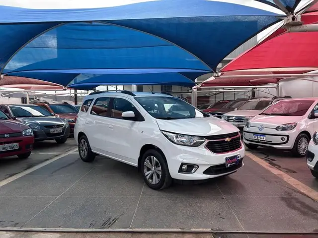 Carro Chevrolet Spin 2023 Premier 1.8 (Aut.)