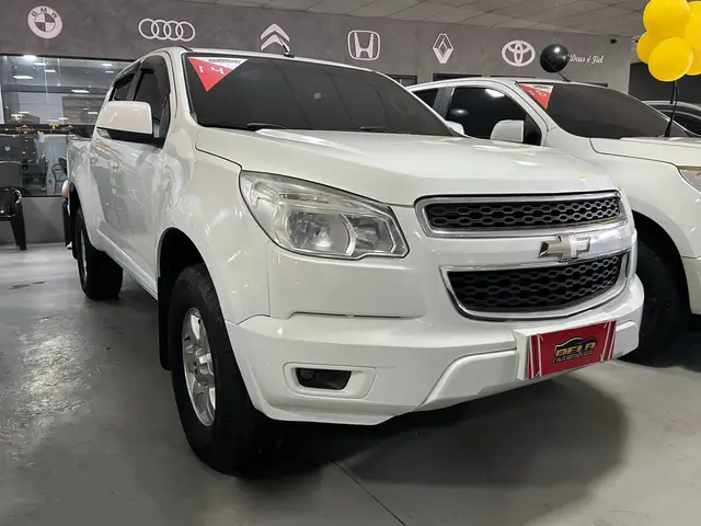 Carro Chevrolet S10 Cabine Dupla 2014 S10 2.4 LT 4x2 (Cab Dupla) (Flex)