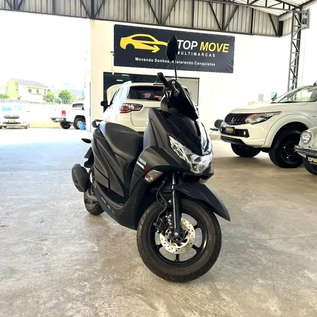 Moto Yamaha Fluo 2025 ABS