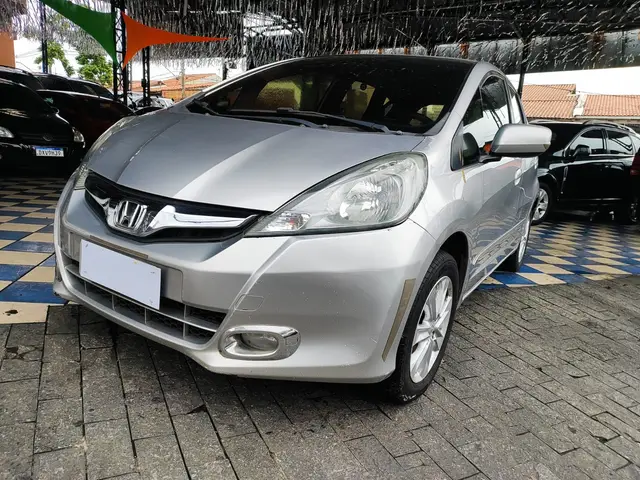 Carro Honda Fit 2013 LX 1.4 (flex)