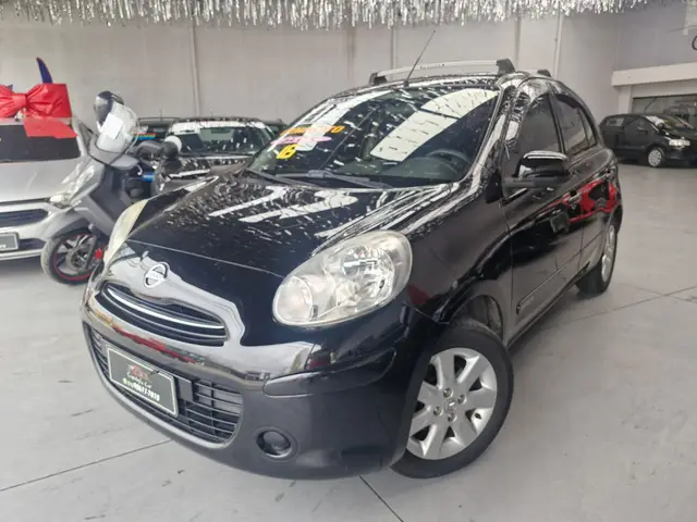 Carro Nissan March 2013 1.6 16V SV (Flex)