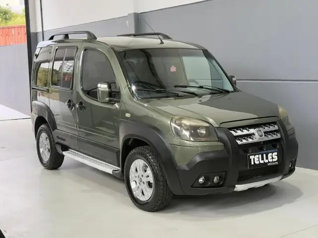 Carro Fiat Doblò 2013 Adv. XINGU 1.8 Flex 16V 5p