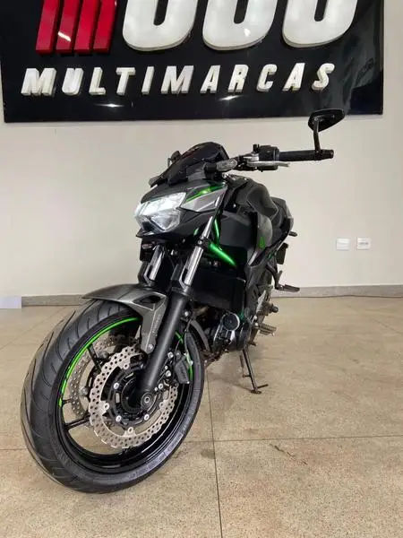 Moto Kawasaki Z 650 2024 (ABS)