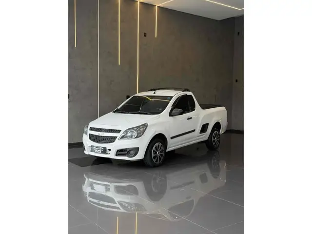 Carro Chevrolet Montana 2014 LS 1.4 (Flex)