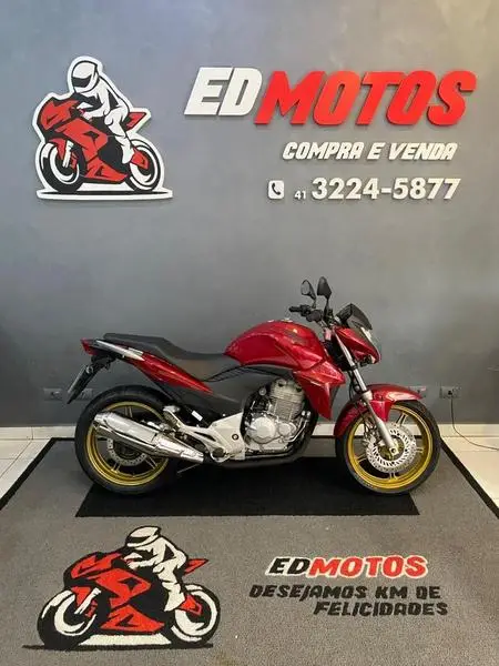 Moto Honda CB 300R 2013 Standard