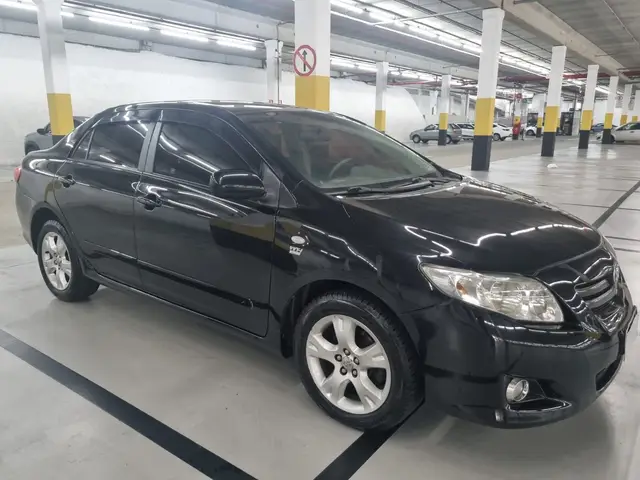 Carro Toyota Corolla 2011 Sedan GLi 1.8 16V (flex)