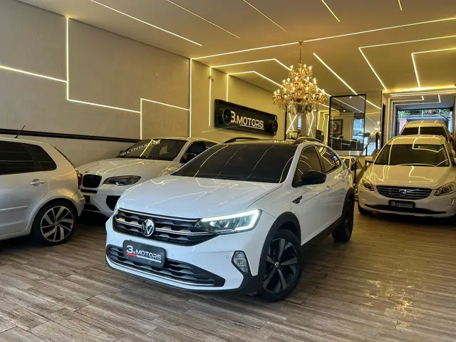 Carro Volkswagen Nivus 2024 Highline 200 TSI