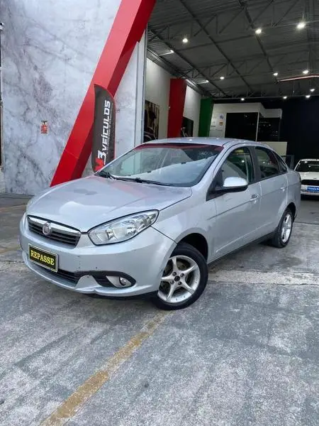 Carro Fiat Siena 2013 1.4 8V (Tetrafuel)