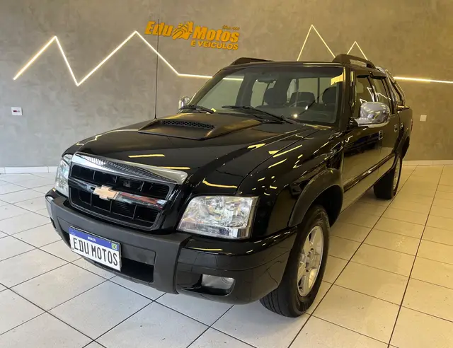 Carro Chevrolet S10 Cabine Dupla 2011 S10 Advantage 4x2 2.4 (Flex) (Cab Dupla)