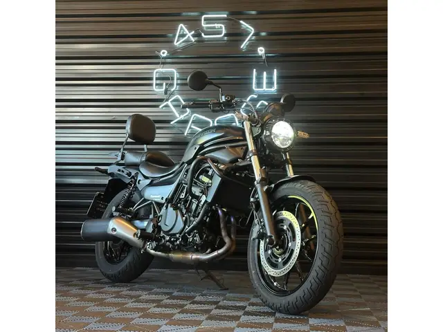 Moto Kawasaki Eliminator 500 2025 500