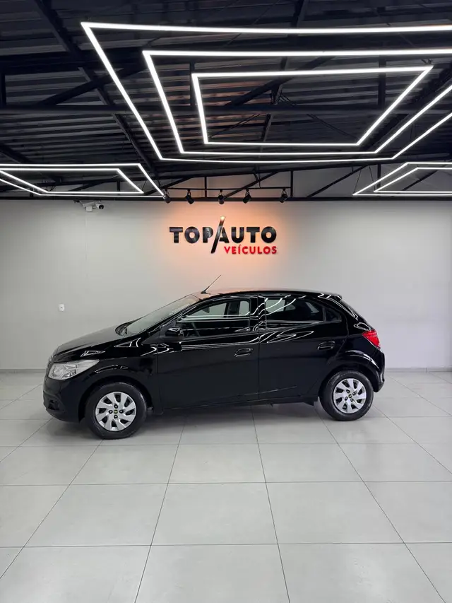 Carro Chevrolet Onix 2013 1.0 LT SPE/4