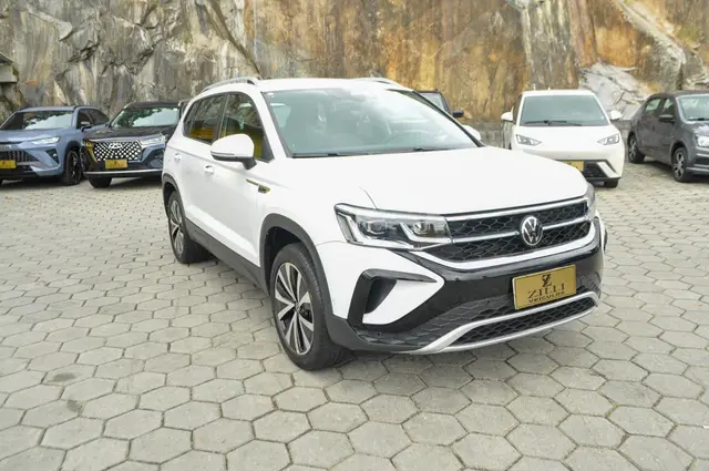 Carro Volkswagen Taos 2023 Highline 1.4 TSI