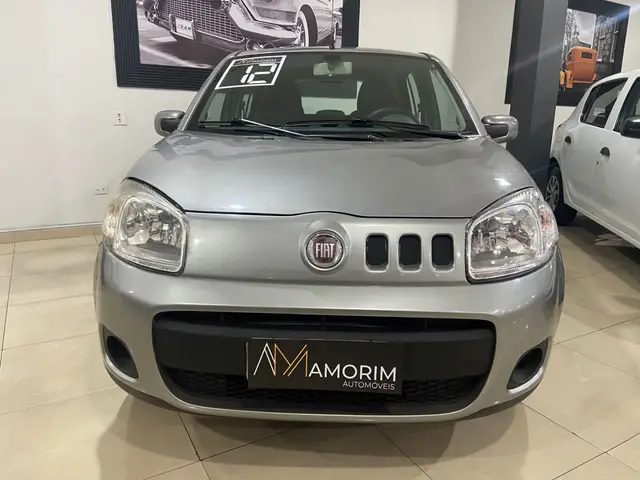 Carro Fiat Uno 2012 Vivace 1.0 8V (Flex) 4p