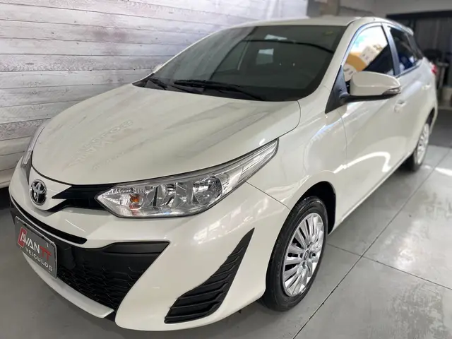 Carro Toyota Yaris 2020 1.3 XL Live (Flex)
