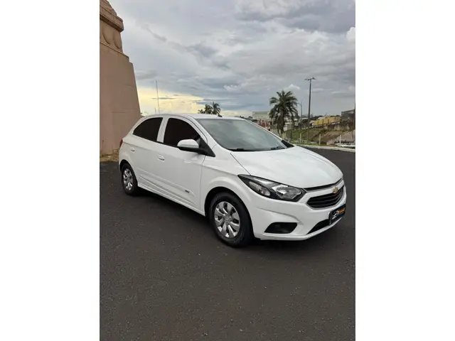 Carro Chevrolet Onix 2019 1.0 LT SPE/4