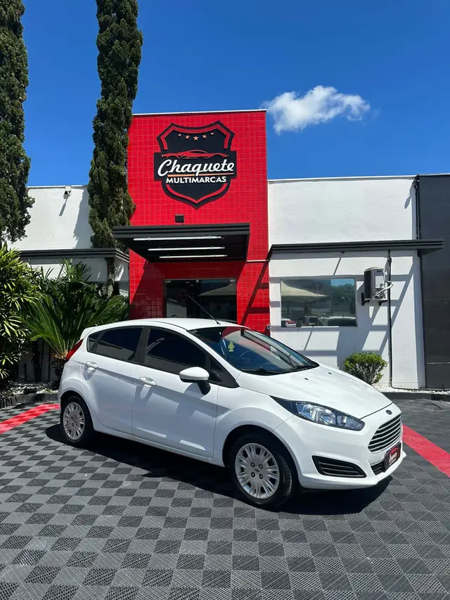Carro Ford Fiesta Sedan 2016 TIT.Plus 1.0 12V EcoBoost Aut. 5p