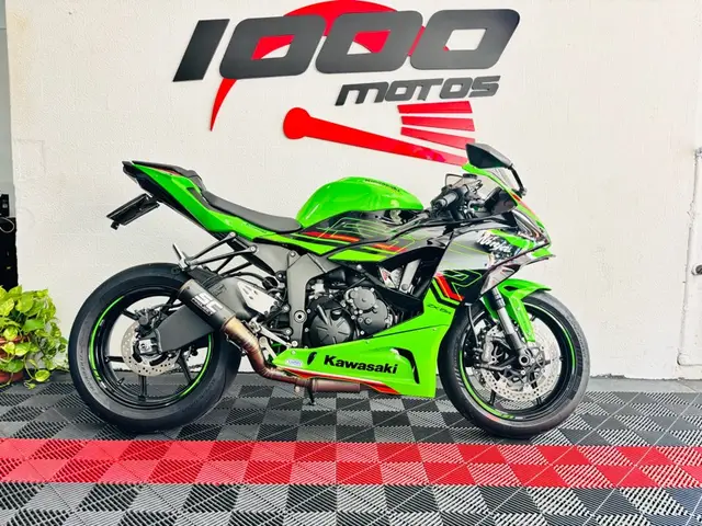 Moto Kawasaki Ninja 2025 ZX-6R