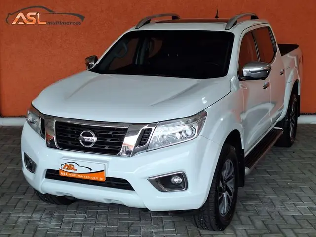 Carro Nissan Frontier 2021 2.3 TD CD LE 4x4 (Aut)