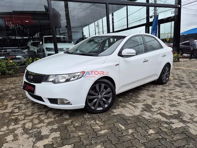 Carro Kia Cerato 2011 SX 1.6 16V (Aut)