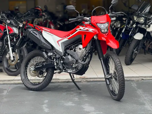 Moto Honda XR 300L 2025 Tornado