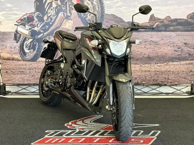 Moto Suzuki GSX-S 750 2019 750