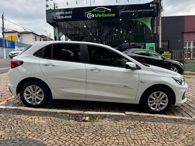 Carro Chevrolet Onix 2022 LT 1.0 (Flex)