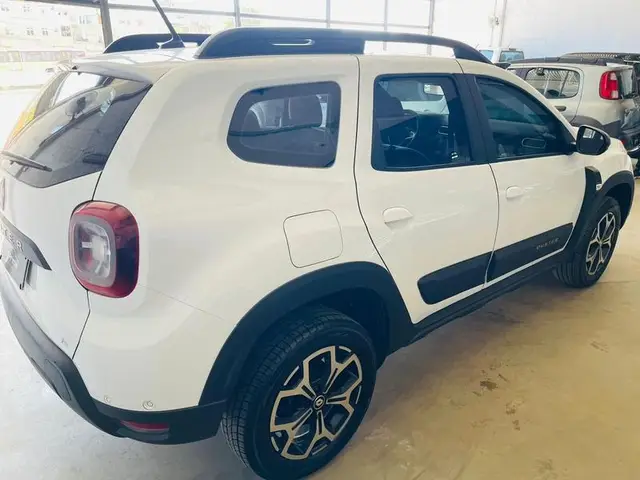 Carro Renault Duster 2023 Iconic 1.6 16V (Flex) (Aut)