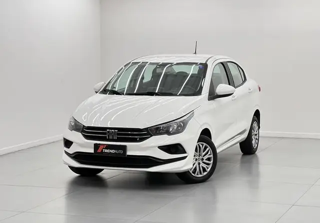 Carro Fiat Cronos 2023 Drive 1.3 (Flex) MT