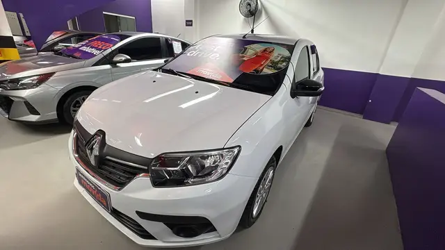 Carro Renault Logan 2025 Zen 1.0