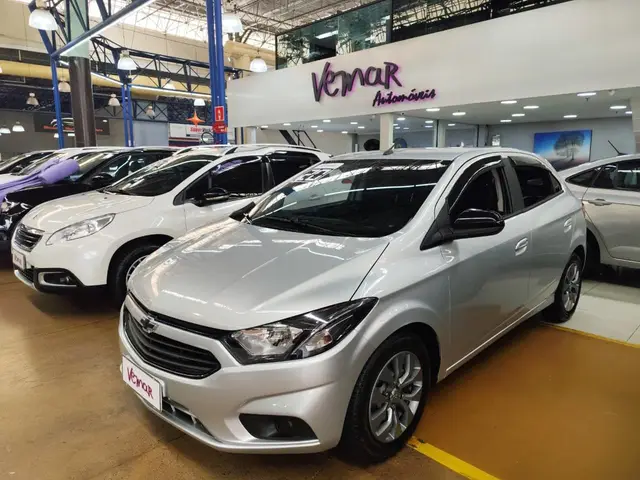 Carro Chevrolet Onix 2020 1.0 Joy SPE/4