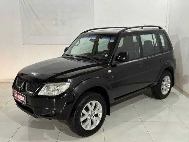 Carro Mitsubishi Pajero TR4 2010 2.0 16V 4x4 (flex) (aut)