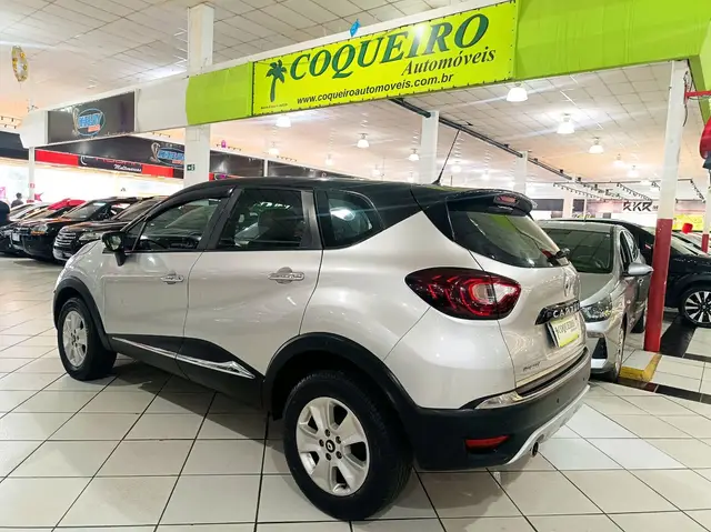 Carro Renault Captur 2019 Life 1.6 16v SCe CVT (Flex)