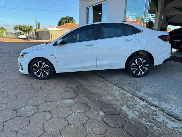 Carro Chevrolet Onix Plus 2024 Premier 1.0 Turbo (Aut.)