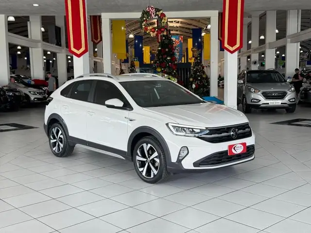 Carro Volkswagen Nivus 2023 Highline 200 TSI