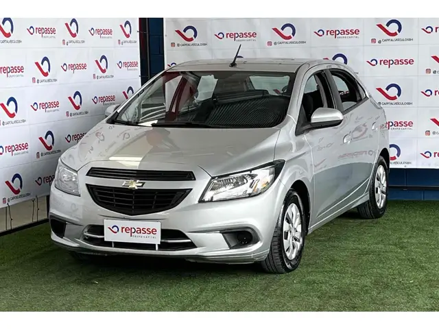 Carro Chevrolet Onix 2019 1.0 Joy SPE/4