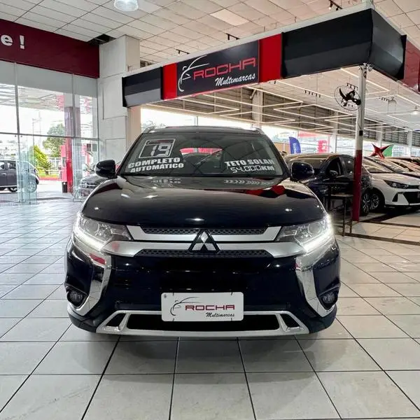 Carro Mitsubishi Outlander 2019 2.0 HPE 7L CVT