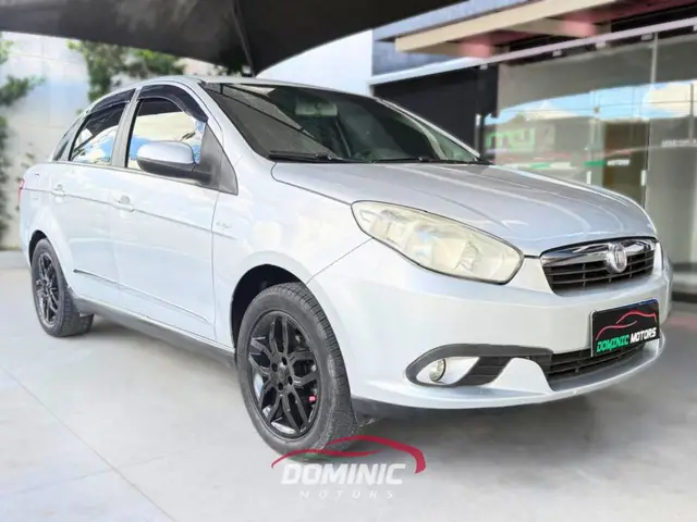Carro Fiat Grand Siena 2013 Essence 1.6 16V (Flex)