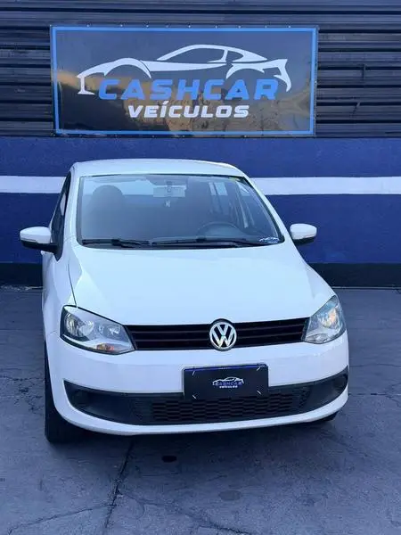 Carro Volkswagen Fox 2014 1.6 VHT (Flex)