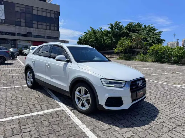 Carro Audi Q3 2016 1.4 TFSI Attraction S Tronic