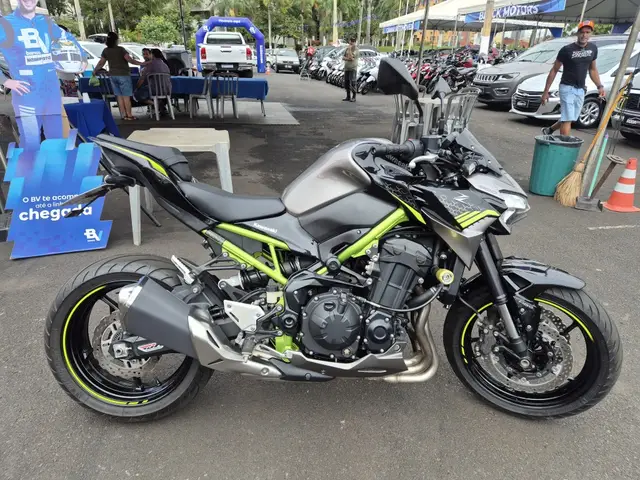 Moto Kawasaki Z 900 2021 Z 900