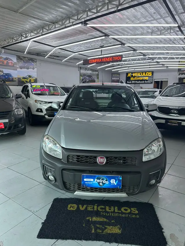 Carro Fiat Strada 2020 1.4 CS Freedom