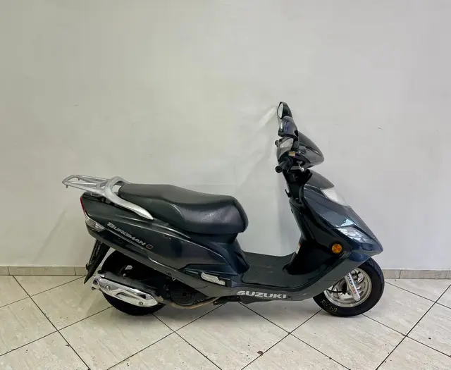 Moto Suzuki Burgman 2016 125i